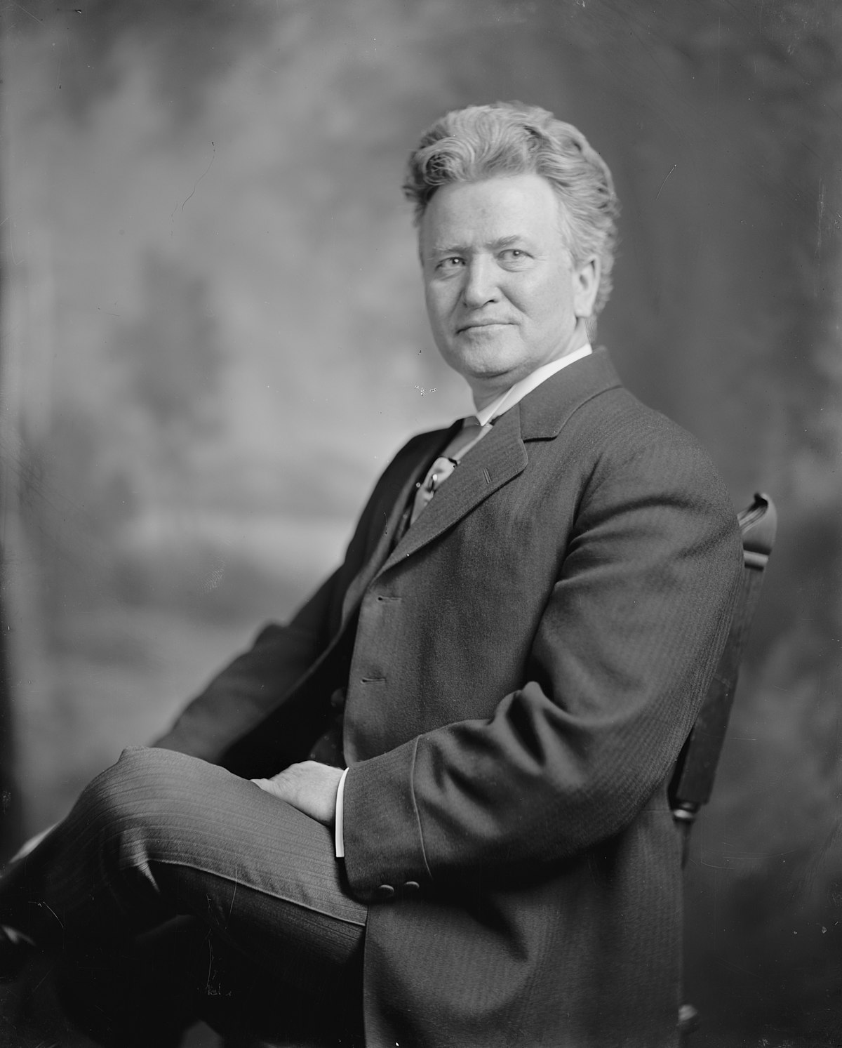 robert-m-la-follette-war-is-a-terribly-destructive